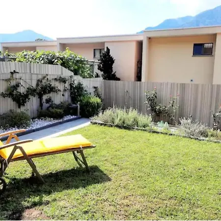 Camera Privata Con Balcone Giardino E Piscina Gordola Exterior photo