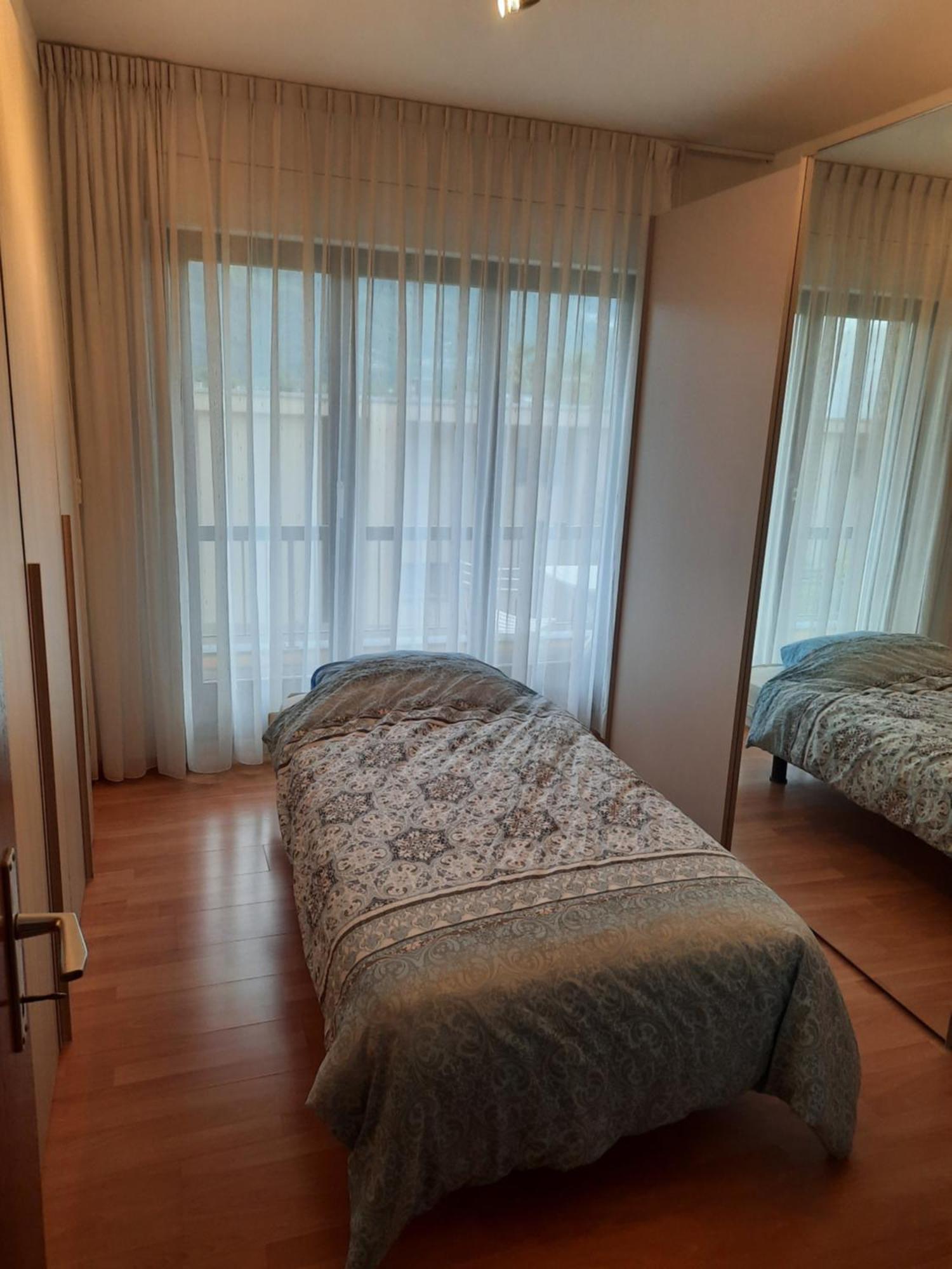Quarto em Acomodações Particulares Privata Con Balcone Giardino E Piscina *