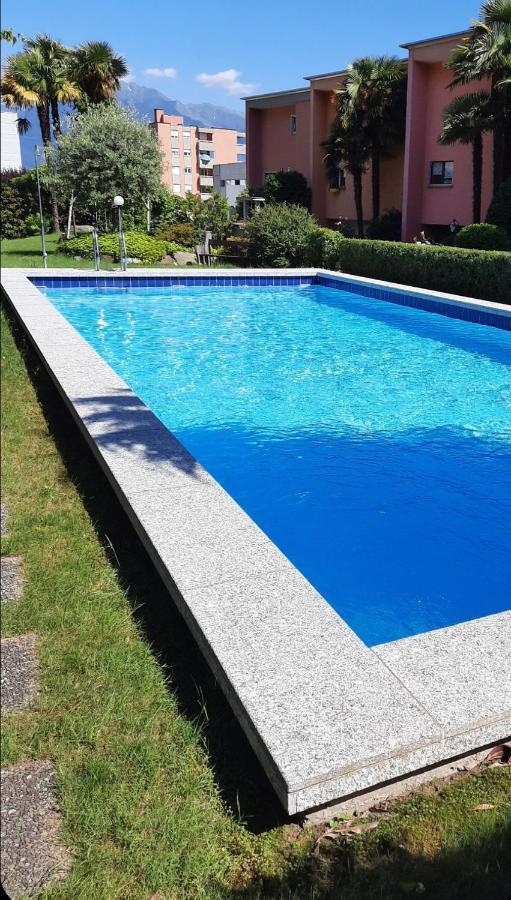 Privata Con Balcone Giardino E Piscina